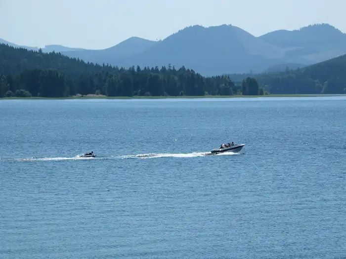 Boat on Cottage Grove Lake